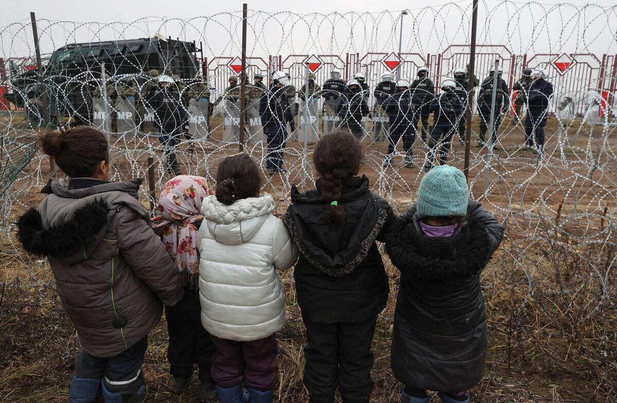 W obliczu kryzysu migracyjnego Polska i UE wciąż kłócą się o sprawiedliwość