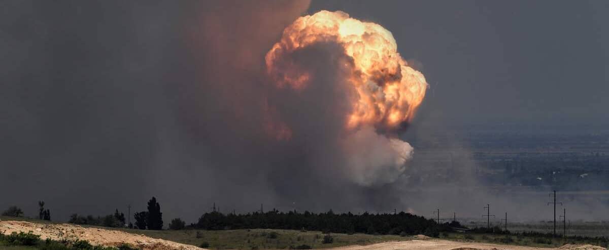 Une attaque ukrainienne provoque l'explosion d'un dépôt de munitions