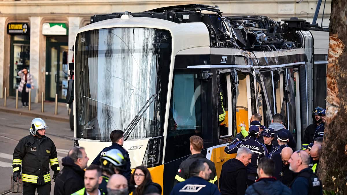 Un mort et au moins 38 blessés après le déraillement d'un tramway à Milan