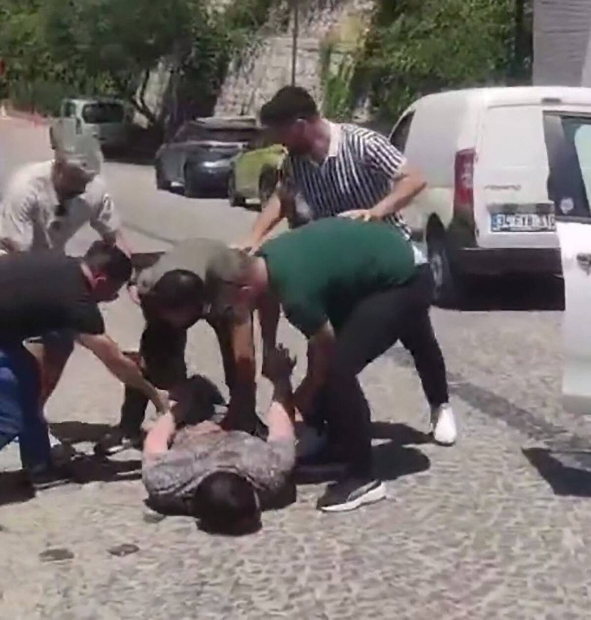 Explosion d'une voiture pi&eacute;g&eacute;e &agrave; Moscou: un suspect extrad&eacute; depuis la Turquie