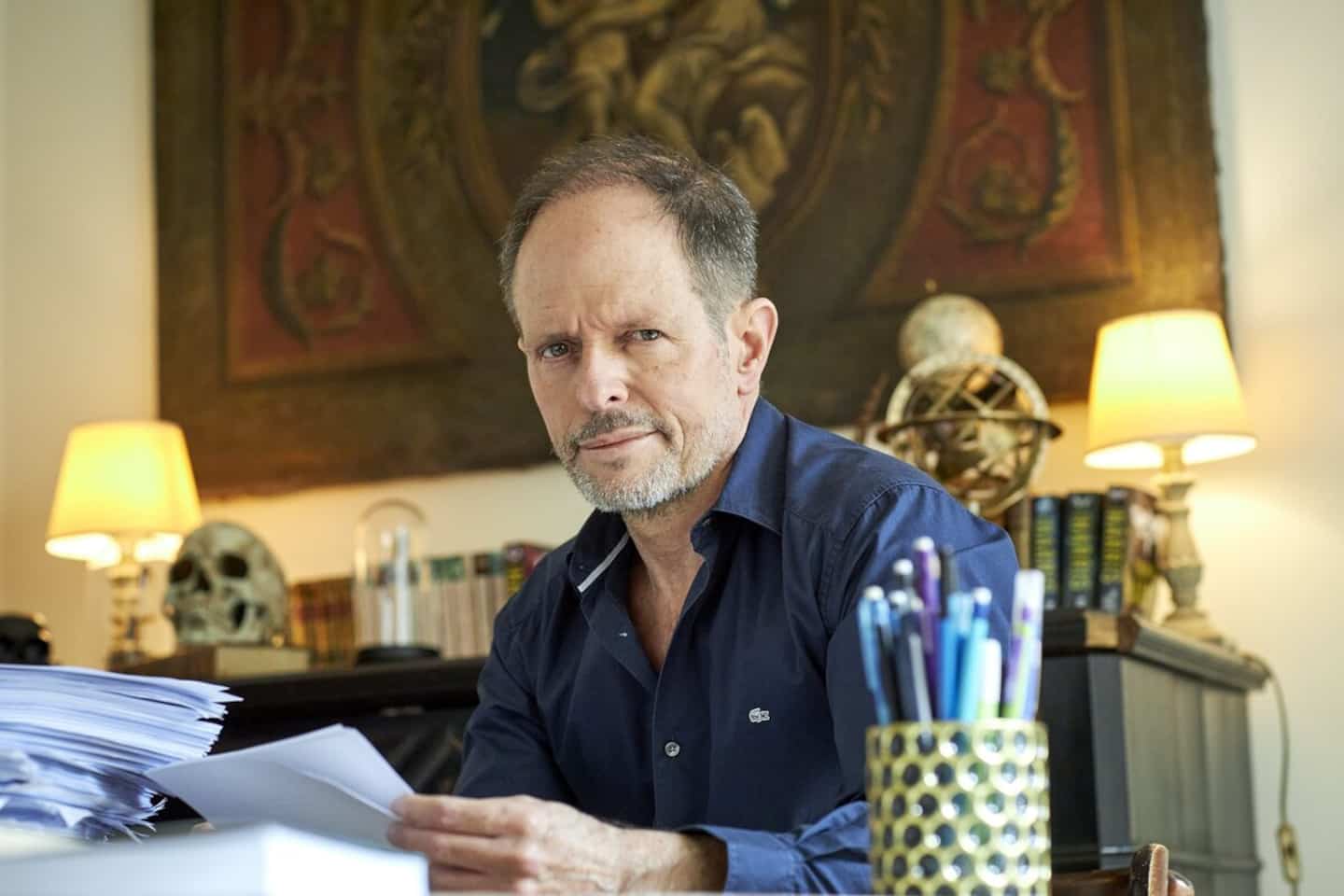 «Il existe une fascination pour les tueurs en série»: le romancier Bernard Minier plonge dans la mode du «true crime» dans son thriller «H comme… Hirtmann» «Il existe une fascination pour les tueurs en série»: le romancier Bernard Minier plonge dans la mode du «true crime» dans son thriller «H comme… Hirtmann»