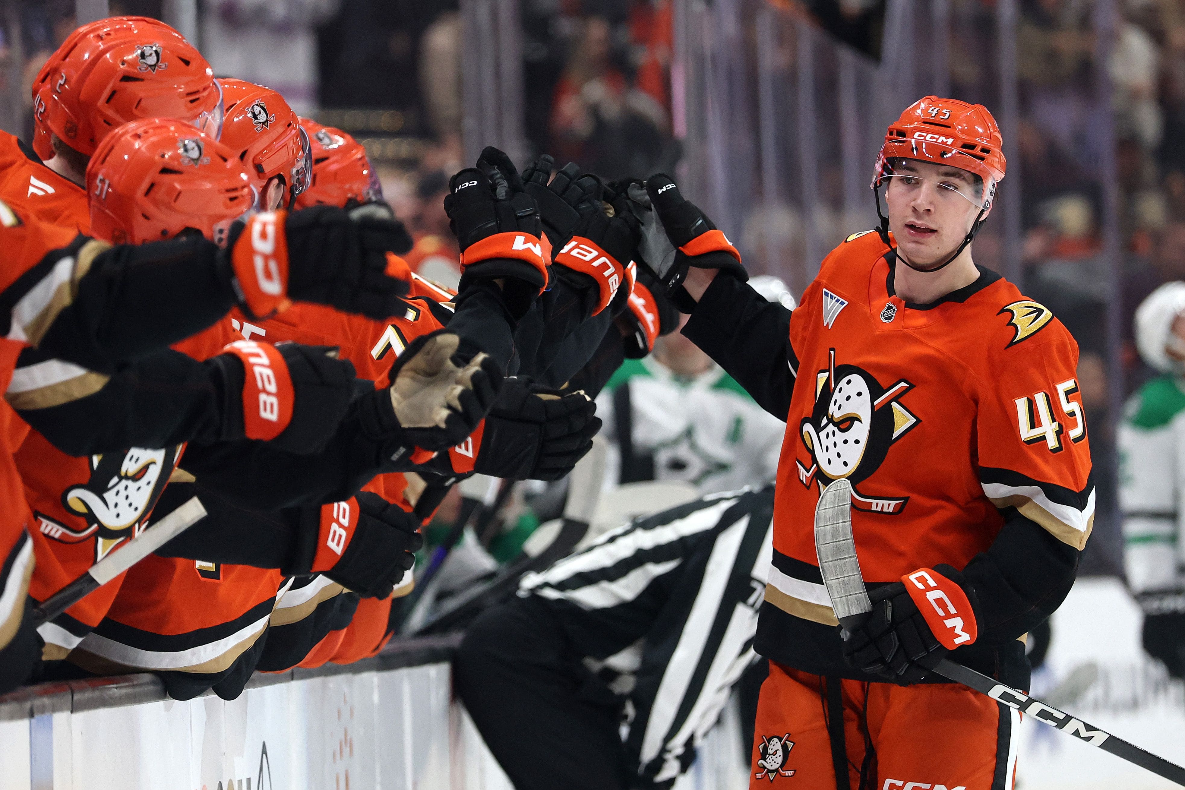 Un premier tour du chapeau mémorable pour Beckett Sennecke