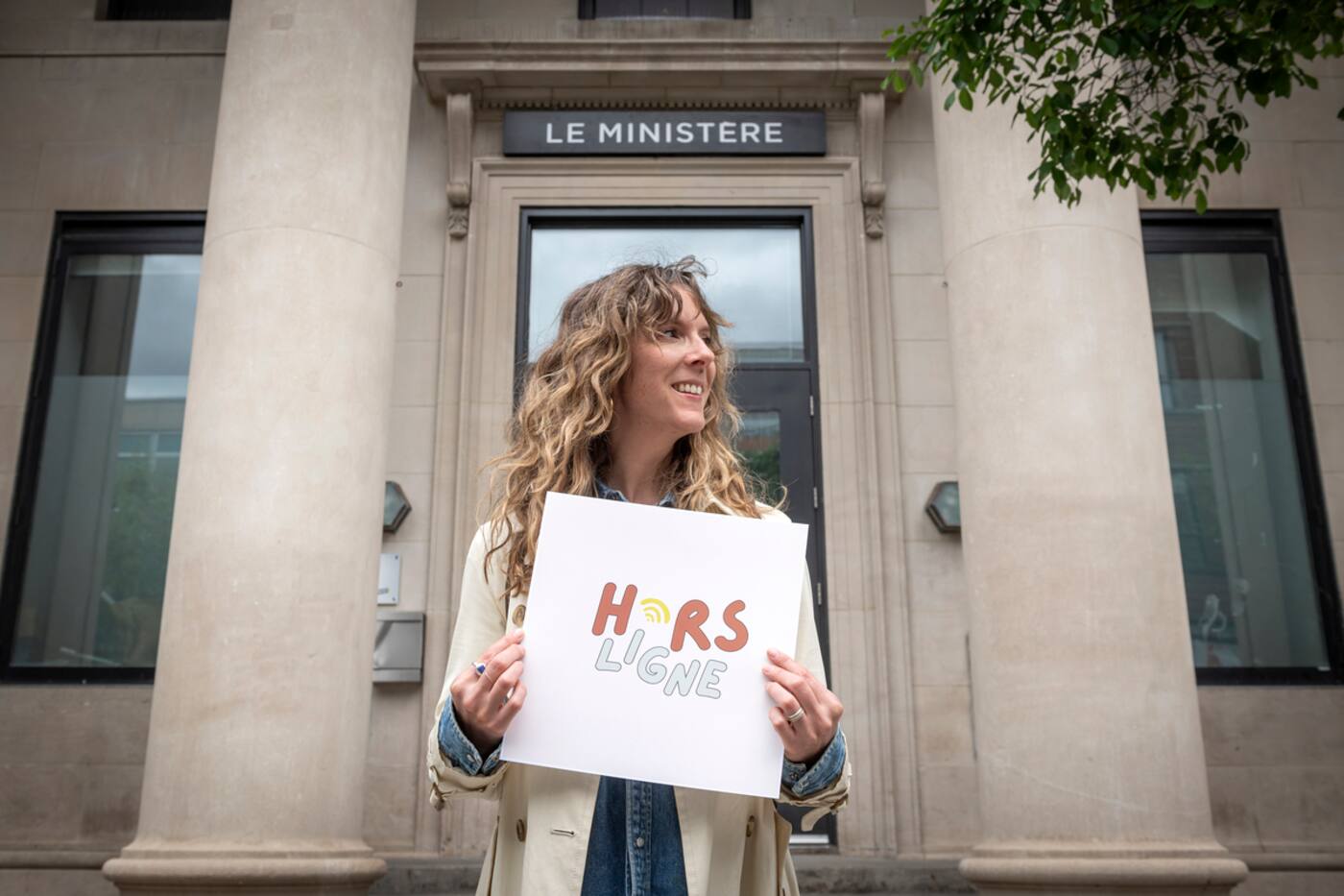 Audrey-Michèle Concert: A Phone-Free Spectacle Audrey-Michèle Concert: A Phone-Free Spectacle