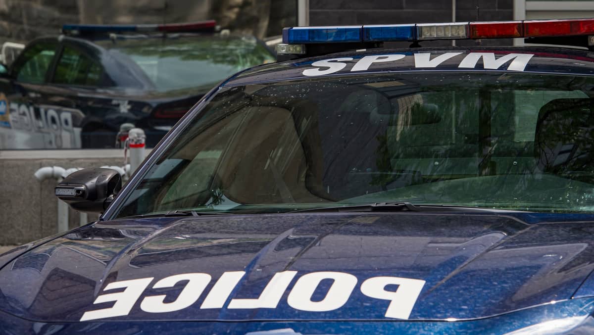 Braquages dans des boutiques de téléphonie mobile: trois suspects épinglés, dont deux ados