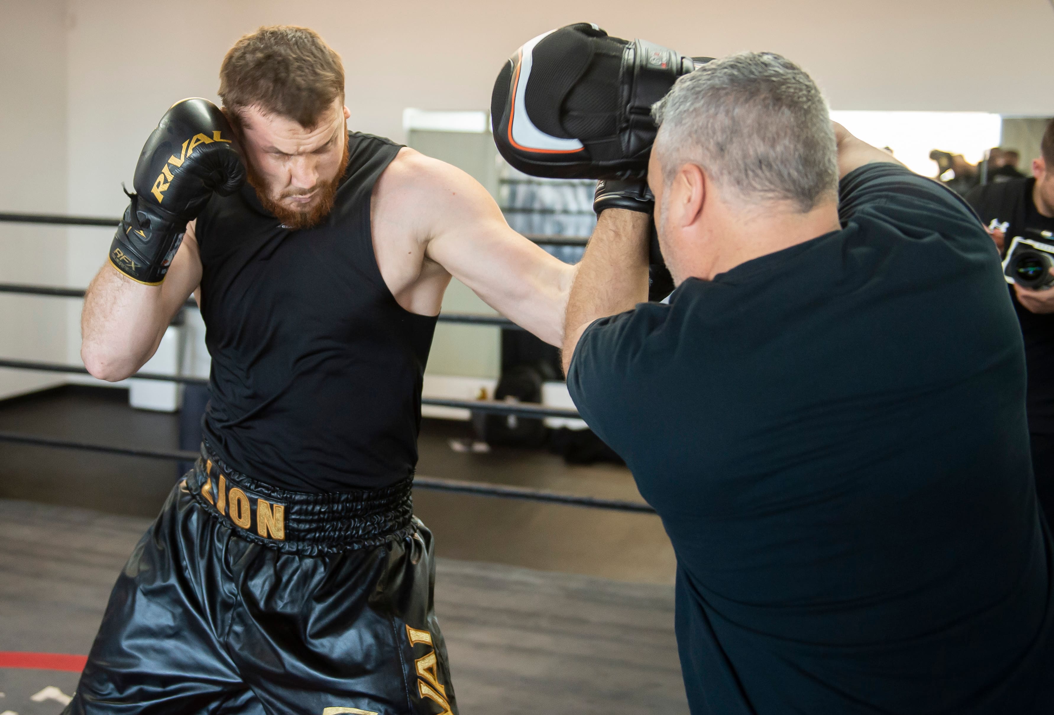 «Il n’a pas été qu’un entraîneur»: une relation unique unit Makhmudov et Marc Ramsay