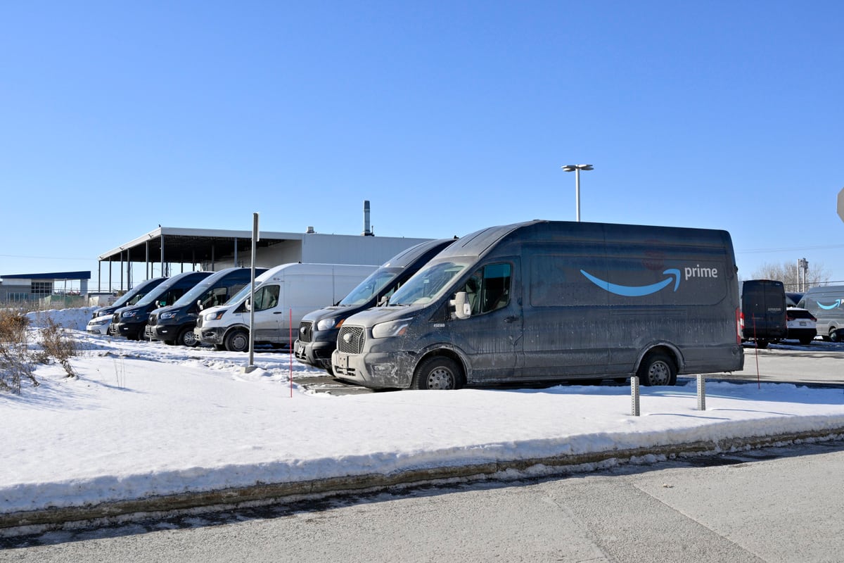 Amazon Laval Warehouse：作業審判は集団協定を見ています