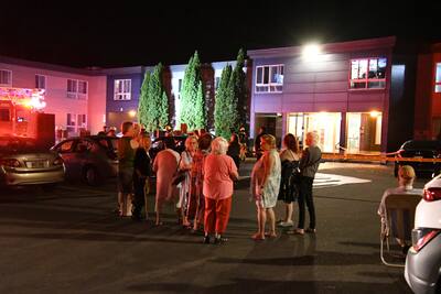 A sixty-year-old man from Quebec was injured when his bicycle's lithium battery exploded.