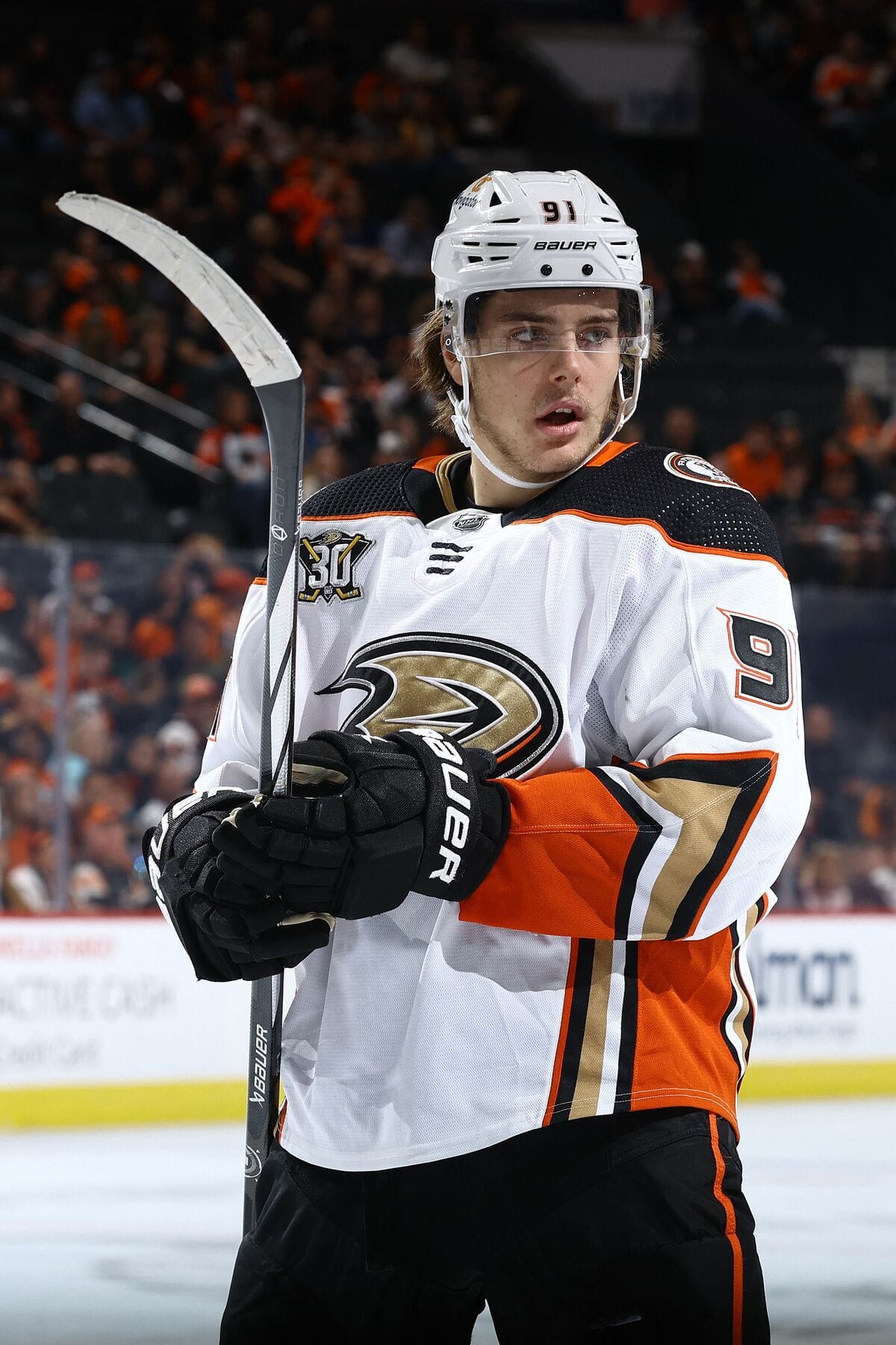 Les Ducks ont une vision diff&eacute;rente du d&eacute;veloppement avec Leo Carlsson comparativement &agrave; celle du CH avec Juraj Slafkovsky