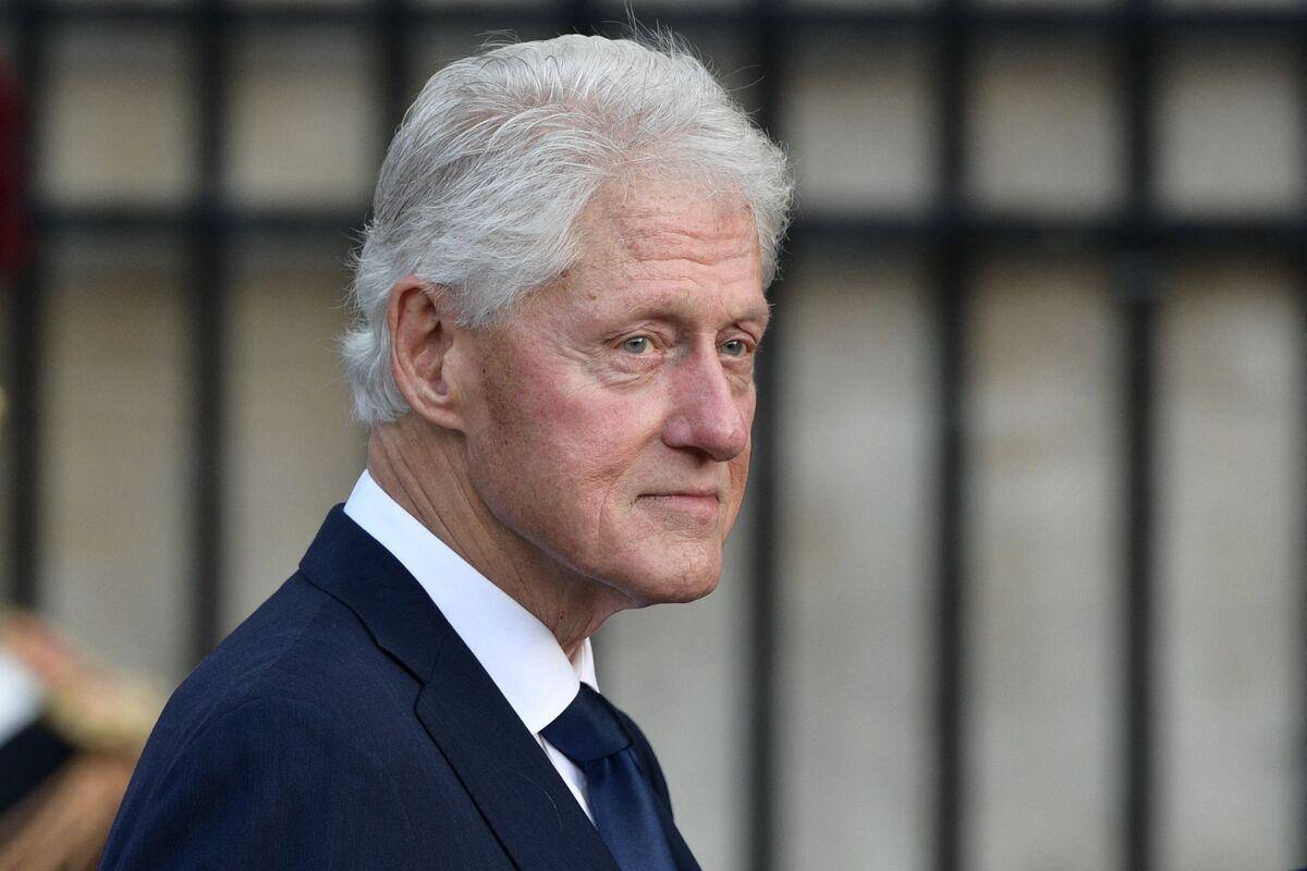 L'ex-pr&eacute;sident am&eacute;ricain Bill Clinton hospitalis&eacute; pour une infection