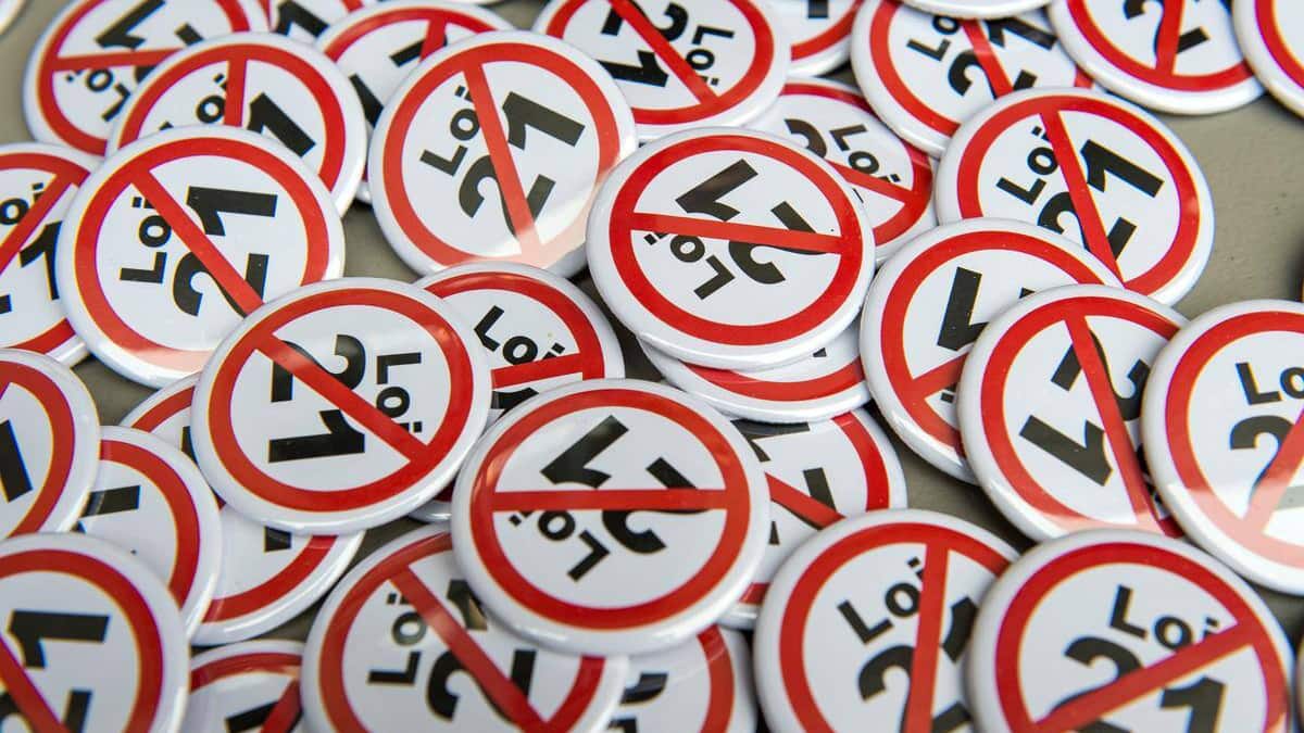 Loi sur la laïcité de l’État: la Fédération autonome de l’enseignement devrait revoir sa position