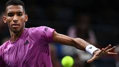 Félix Auger-Aliassime met fin à la carrière de Gilles Simon