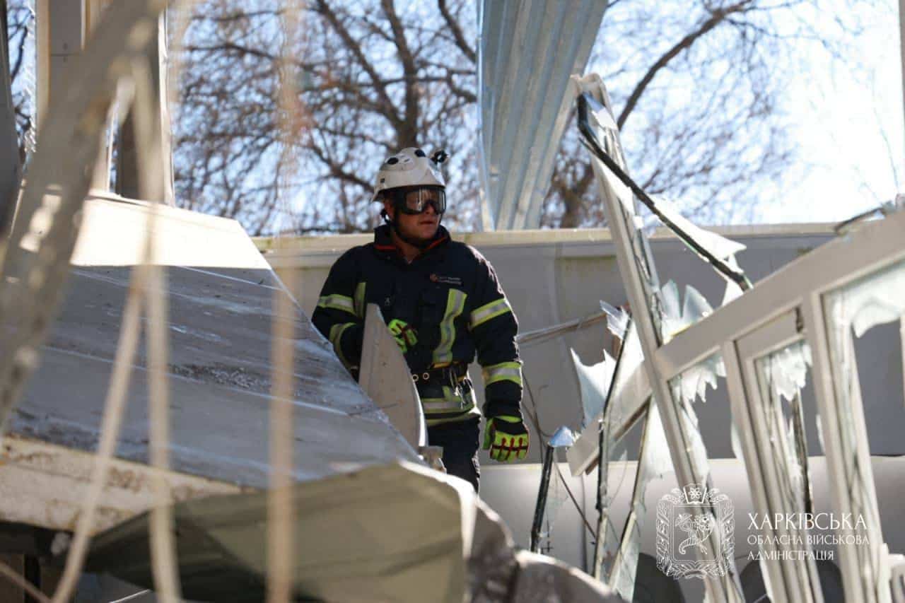 Ukraine: au moins quatre morts dans des attaques de drones russes et ukrainiennes