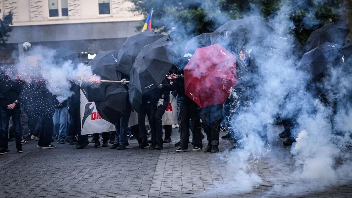 France broke out Montreal Journal France broke out Montreal Journal