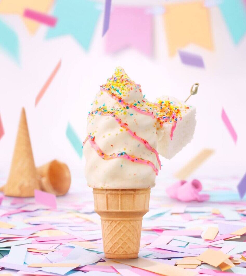Un Cornet Gateau De Fete Contenant Des Confettis A Deguster Asap Chez Chocolats Favoris Silo 57