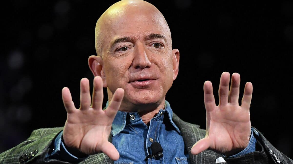 Jeff Bezos cède pour 2 milliards de dollars d'actions Amazon