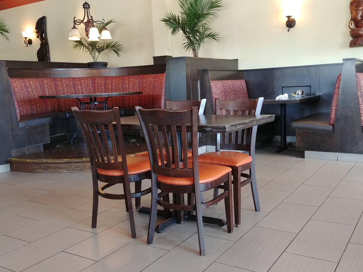 Meuble Salle à Manger H Et H Le Quebec Se Deconfine Errer Dans Granby 24 Heures Mtl