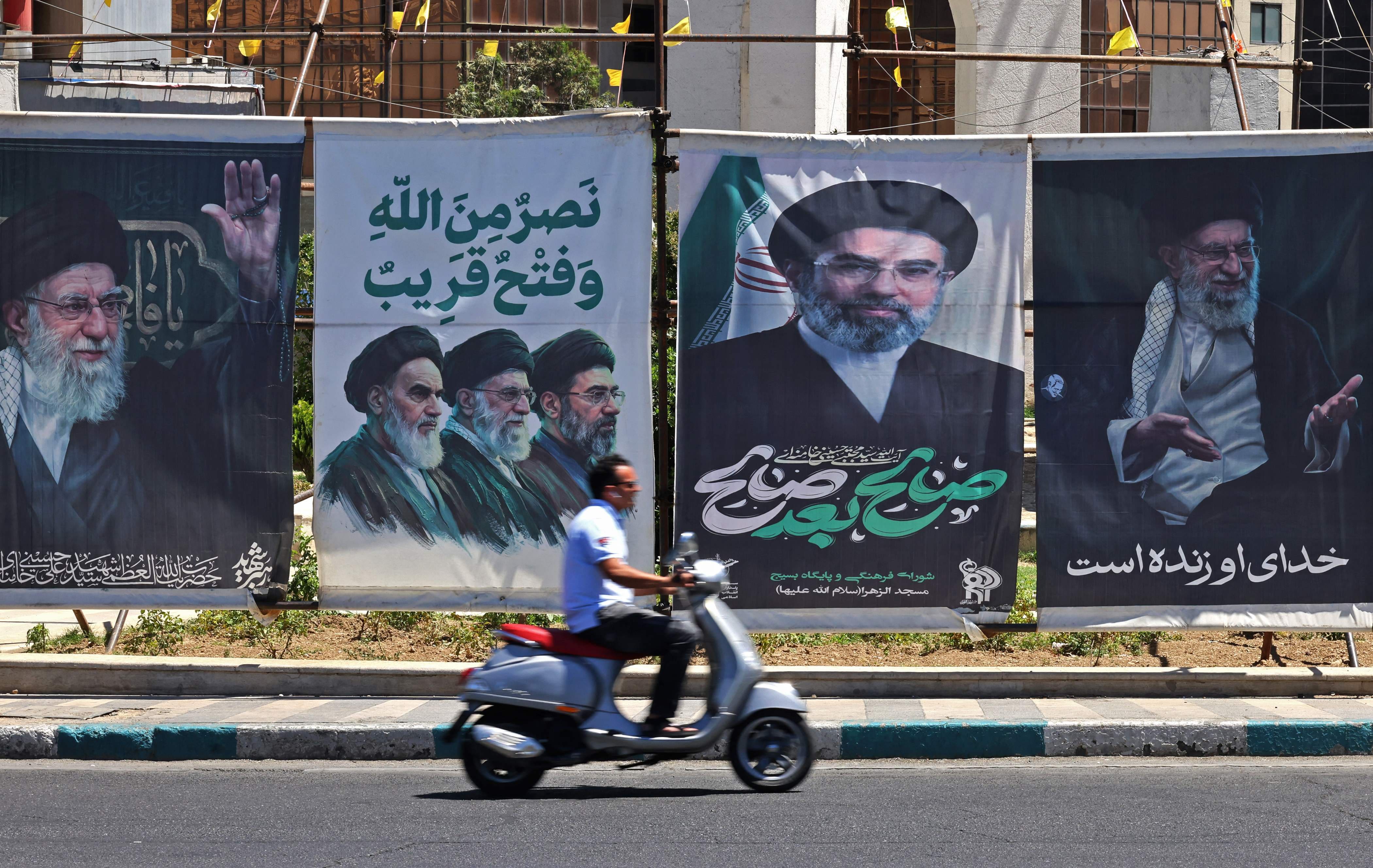 Trump affirme que les discussions avec l'Iran se poursuivent « sans interruption »