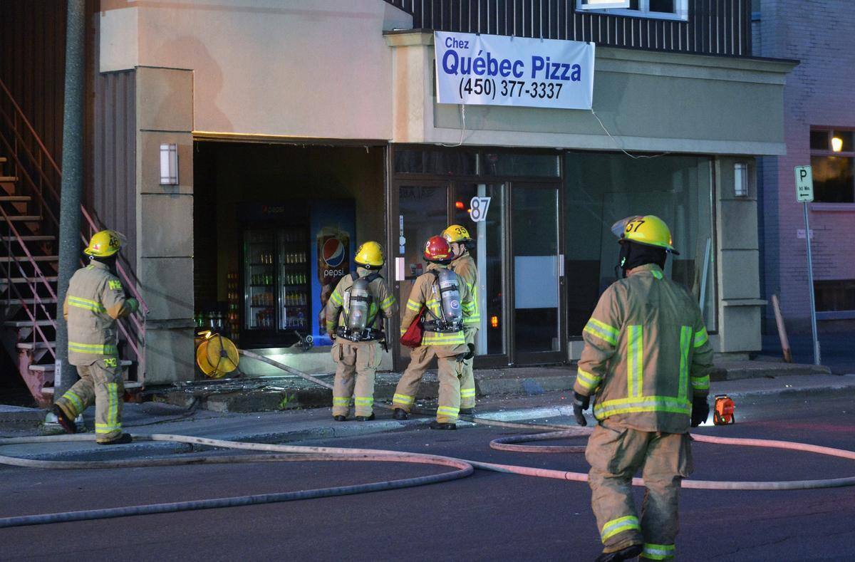 Deux restaurants incendiés à SalaberrydeValleyfield TVA Nouvelles