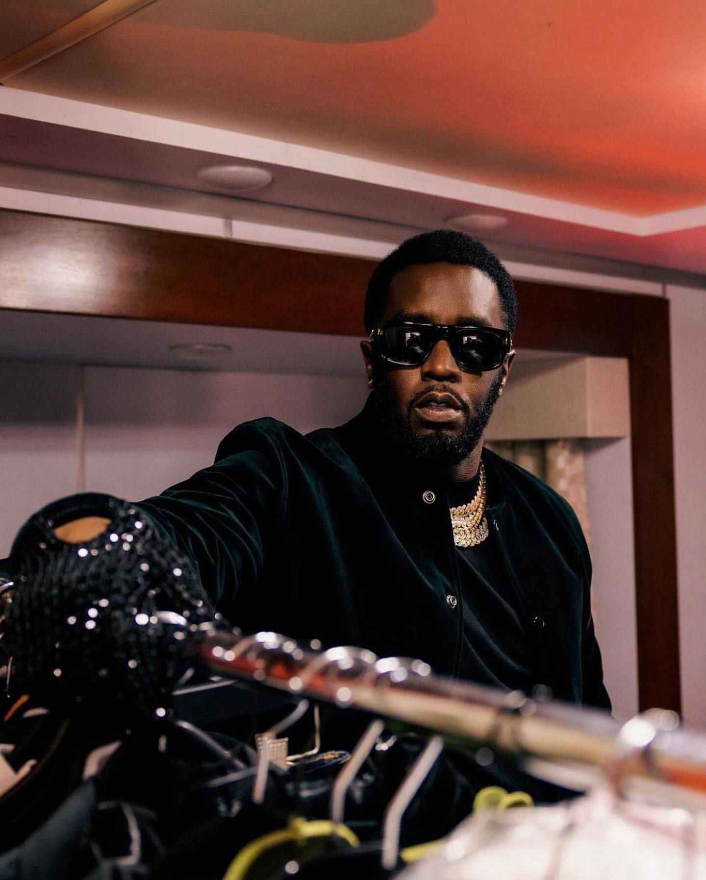 Son avocat le quitte abruptement