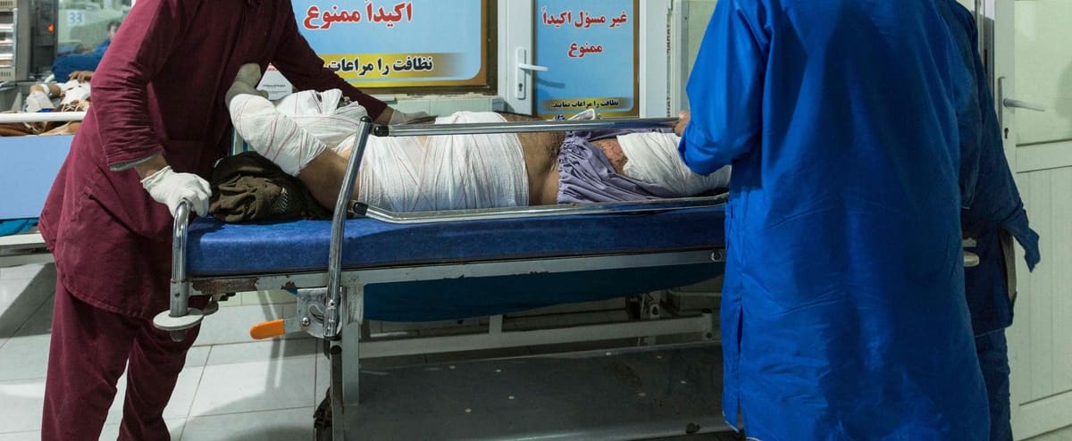 Afeganistão: pelo menos 100 petroleiros destruídos na fronteira iraniana Afeganistão: pelo menos 100 petroleiros destruídos na fronteira iraniana