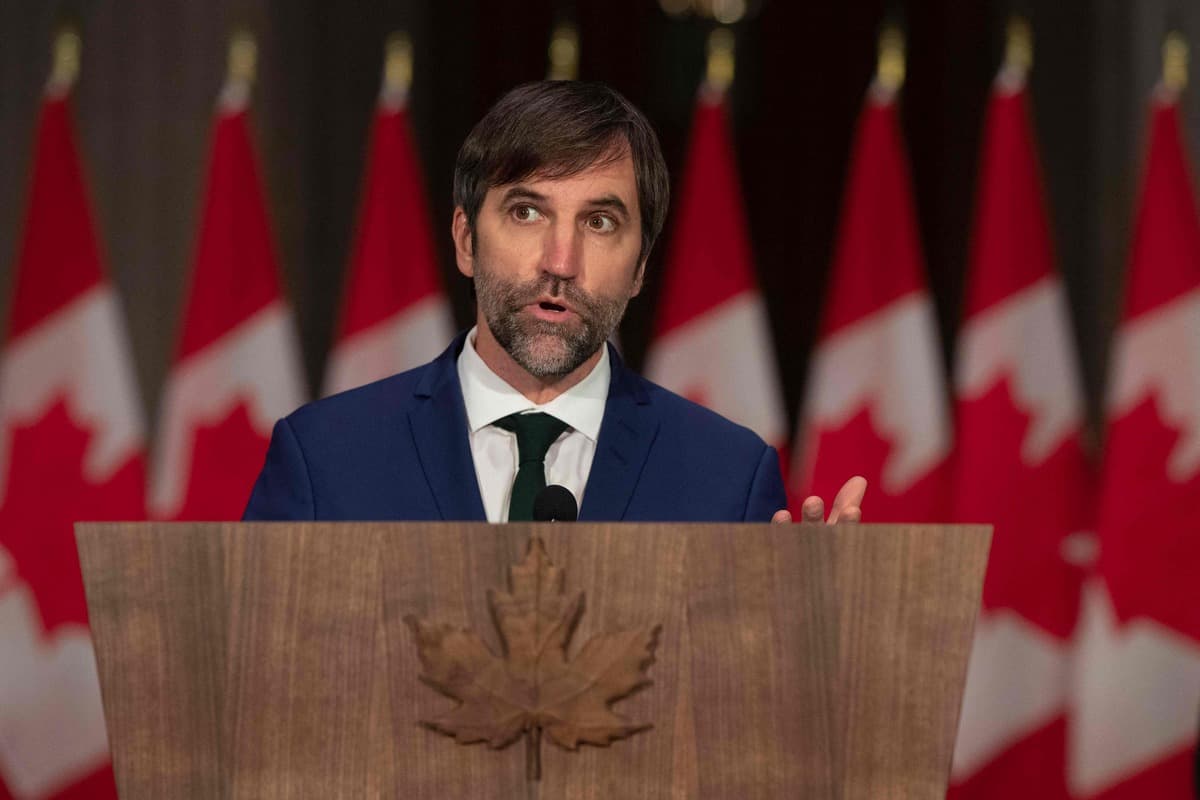 &Eacute;tude f&eacute;d&eacute;rale sur le 3e lien: un gaspillage de fonds publics inutile, selon Legault