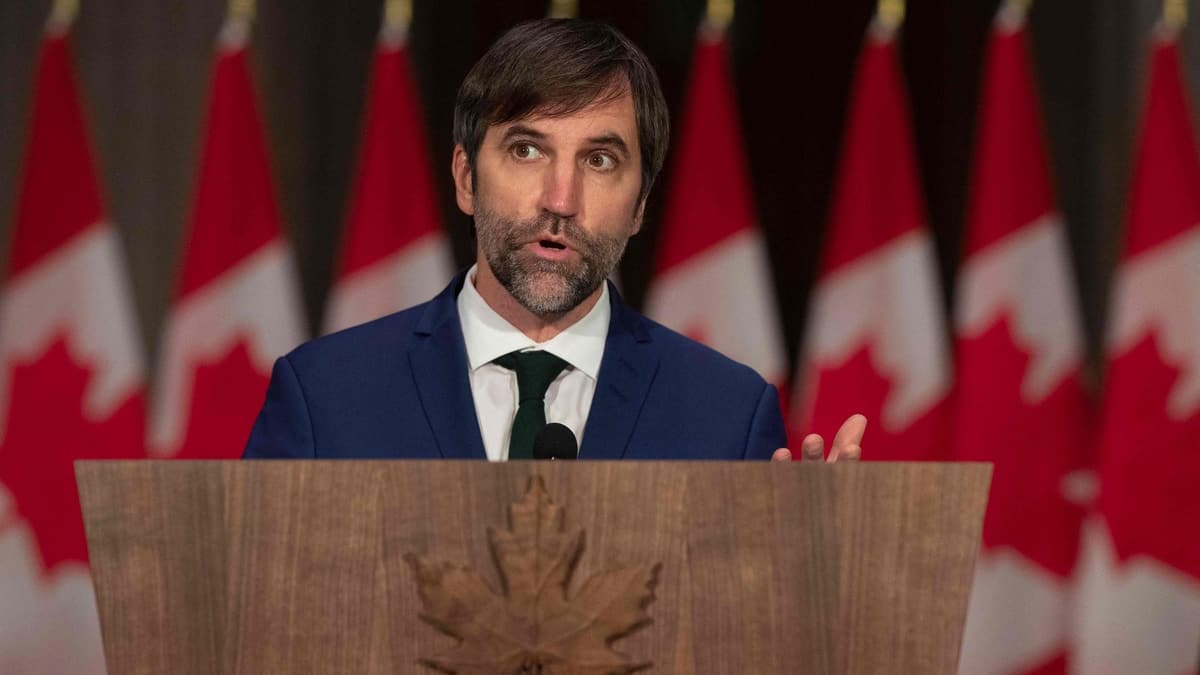 Étude fédérale sur le 3e lien: un gaspillage de fonds publics inutile, selon Legault