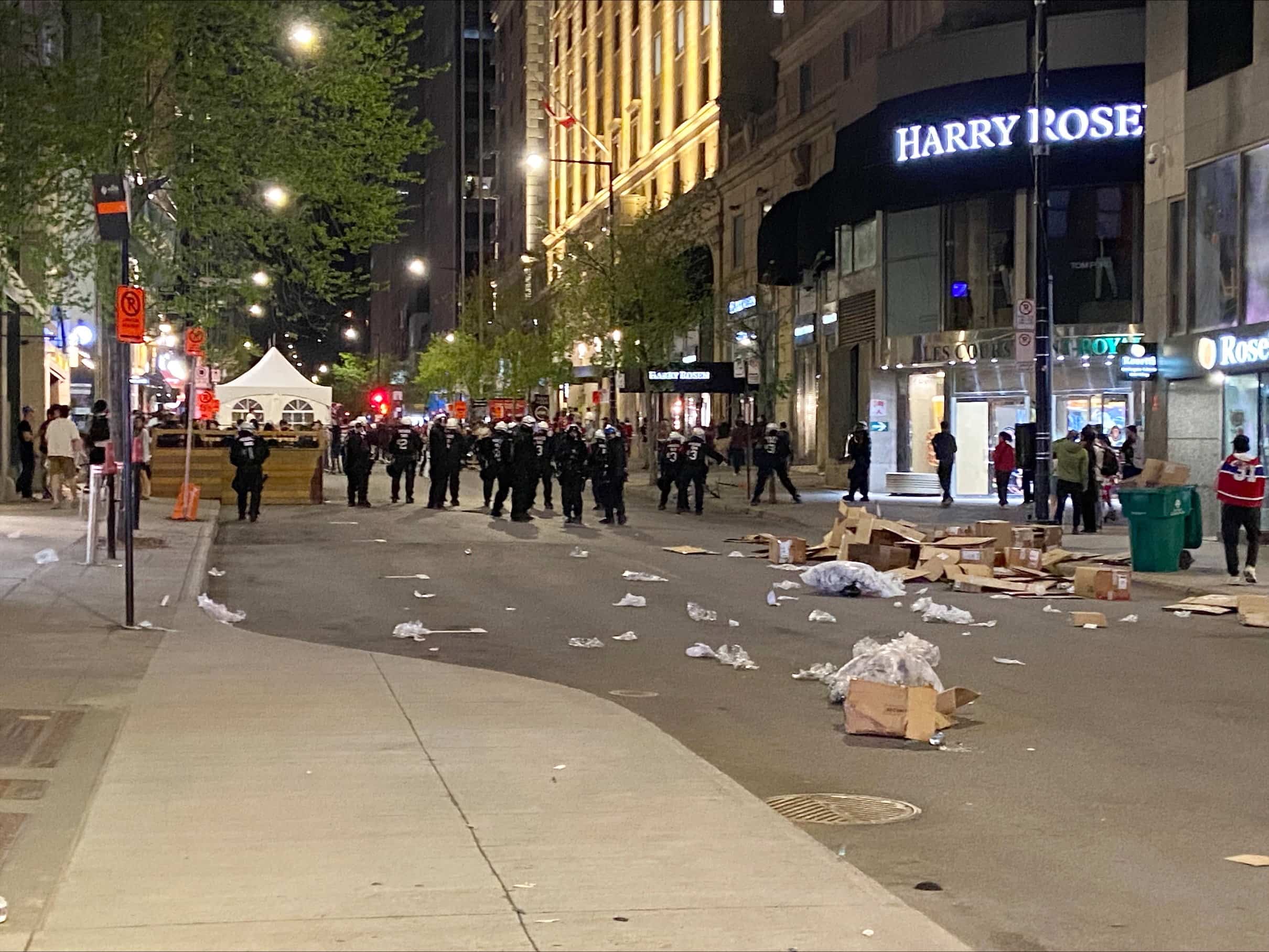 Après le match 6 du Canadien contre les Sabres, autour du Centre Bell, le lundi 18 mai 2026. Photo Zoé Arcand