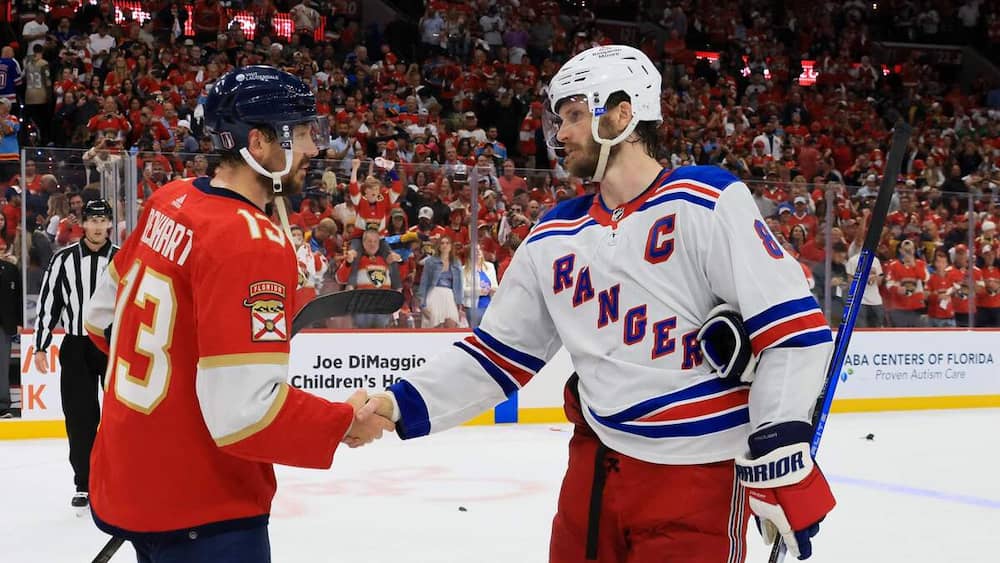 Attaque verbale cinglante contre Jacob Trouba: le capitaine des Rangers lance un cri du cœur