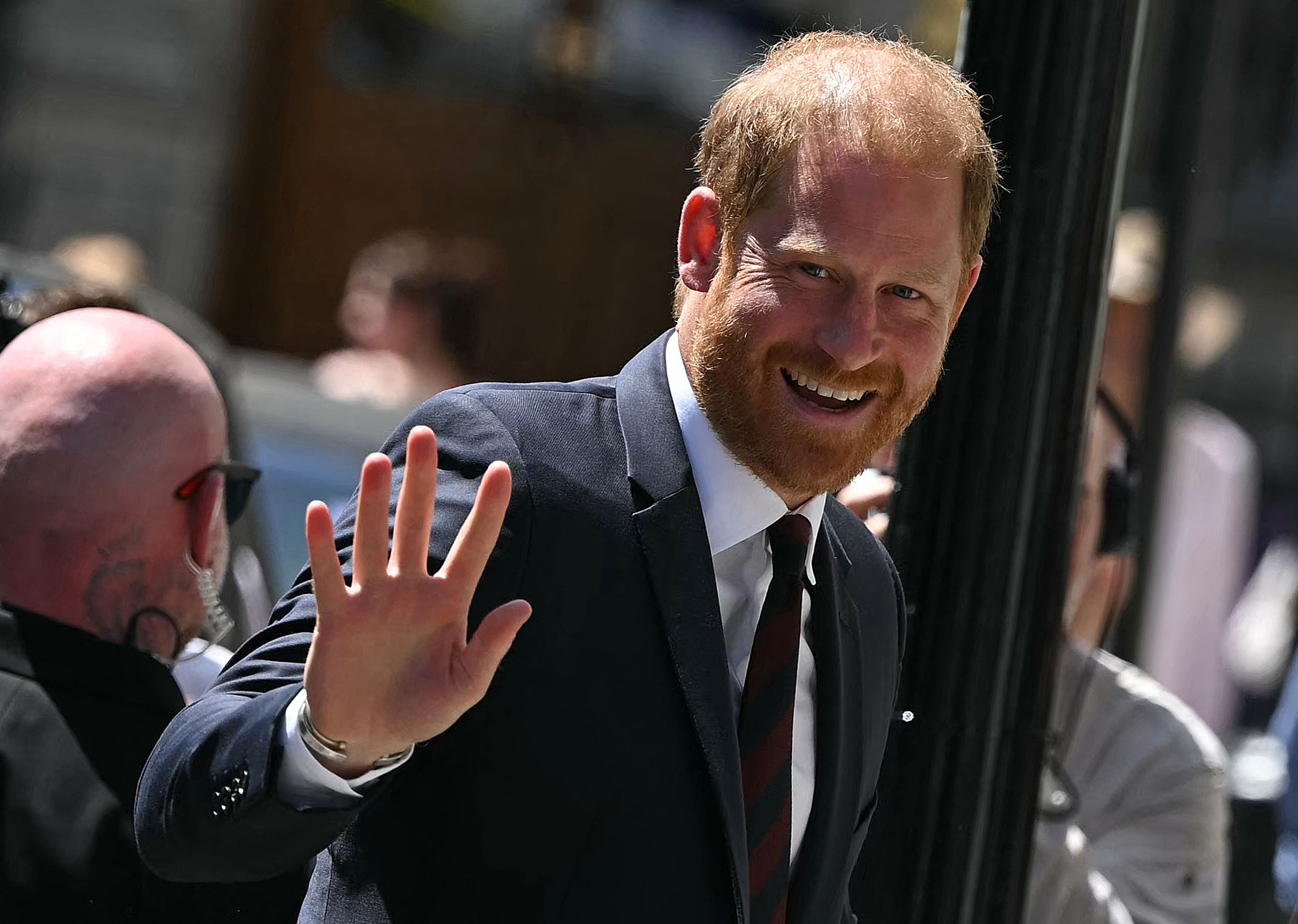 Prince Harry and Elton John lose lawsuit against Daily Mail