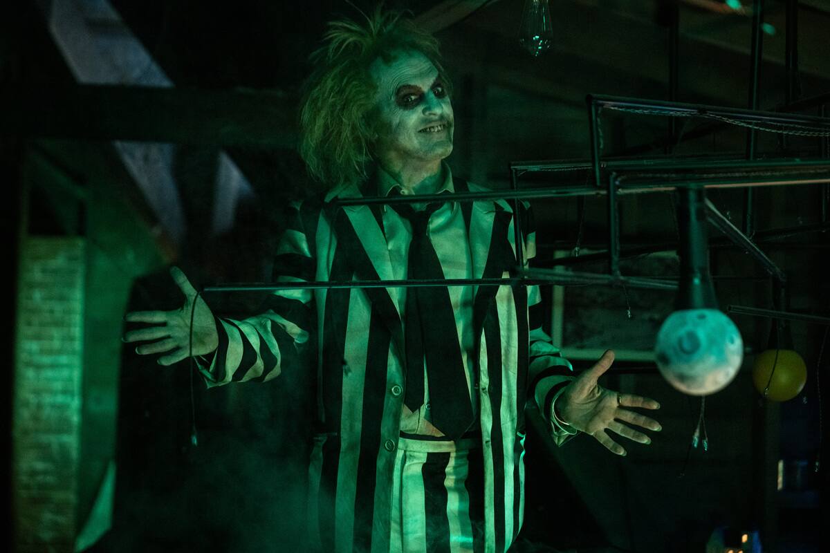 Critique de &laquo;Beetlejuice Beetlejuice&raquo;: Tim Burton s&rsquo;amuse... et nous aussi!