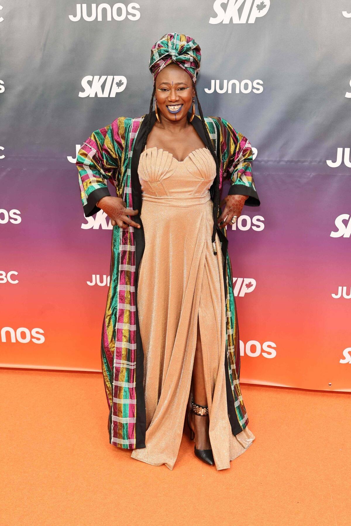 Djely Tapa: l’artiste québécoise qui gagne toujours aux prix Juno | JDQ