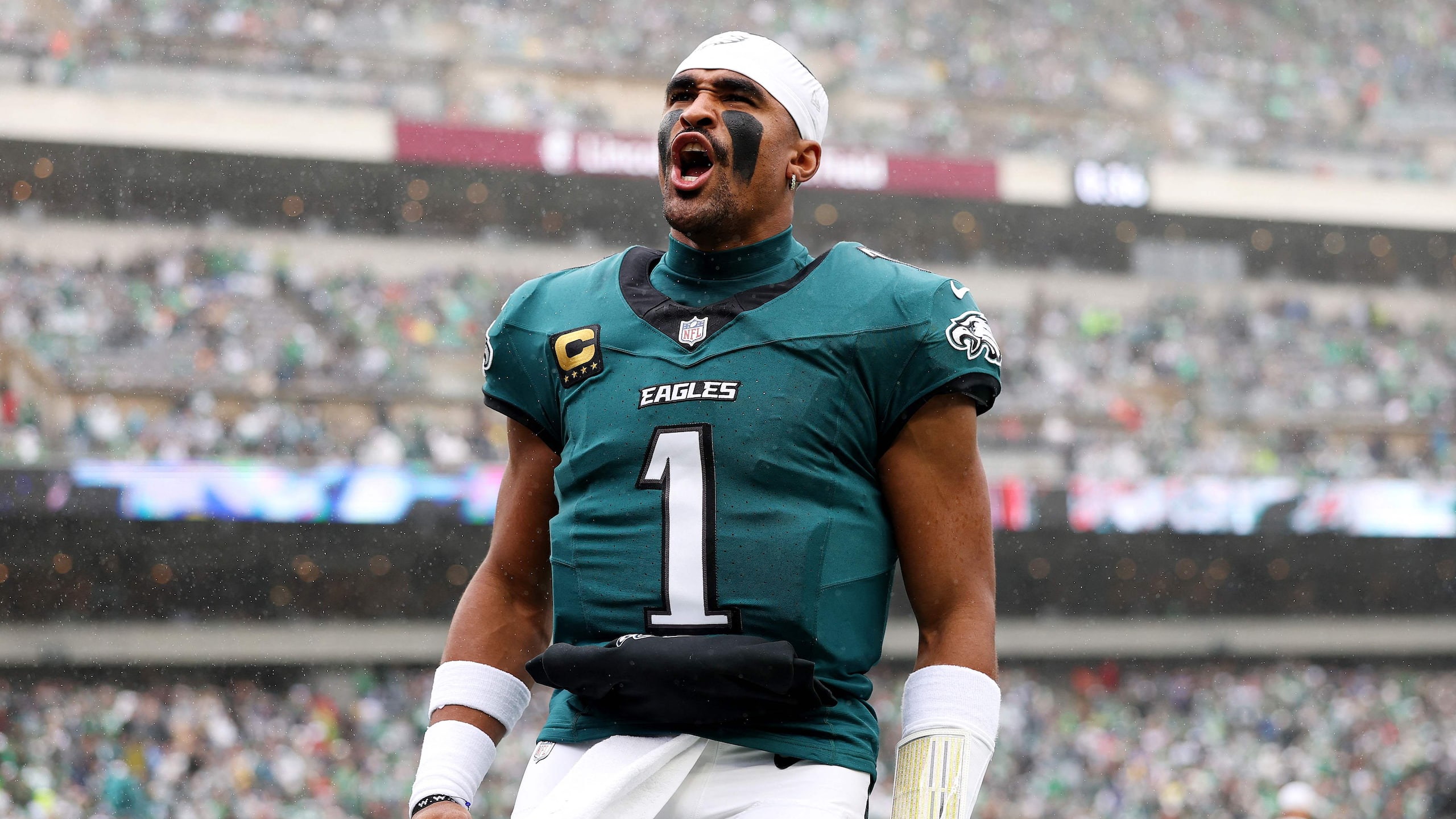 Photo: QUB radio Union pushes for NFL review of Eagles' handling of Jalen Hurts