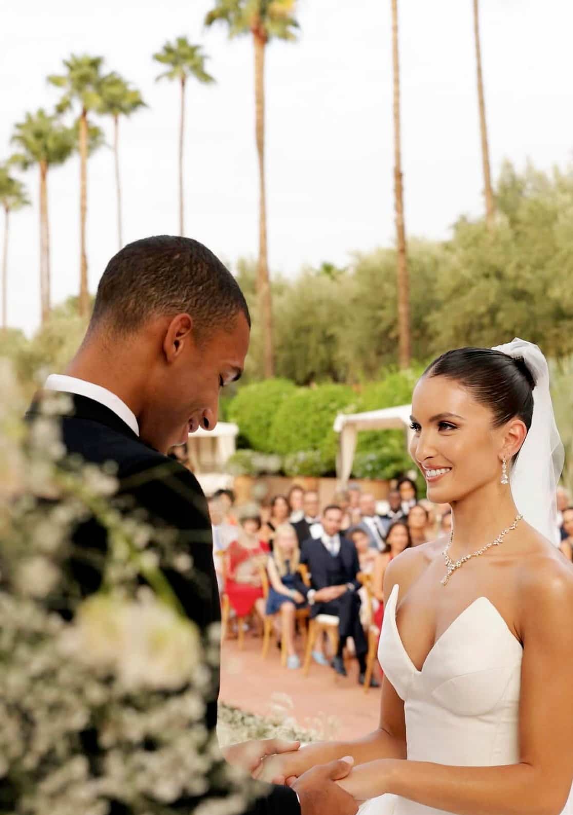 Il partage les photos de leur mariage: d&egrave;s le d&eacute;part, F&eacute;lix Auger-Aliassime savait qu&rsquo;il &eacute;pouserait un jour sa copine