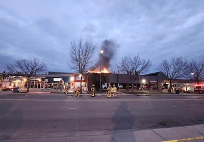 El 21 de abril de 2023 se produjo un incendio provocado en el bar Fly Sky de Laval.