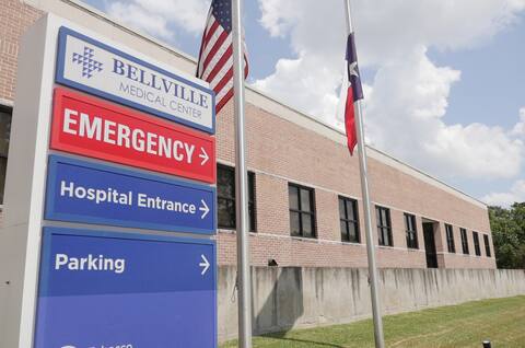 Teksas deltası çeşitlilik tarafından boğulmuş ve hastalar kırsal hastanelerde kapana kısılmış durumda.