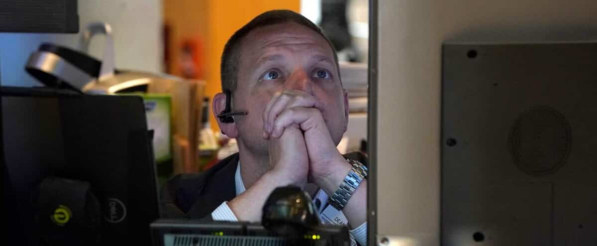 Les Bourses mondiales en baisse, inquiètes des tensions entre les États-Unis et la Chine