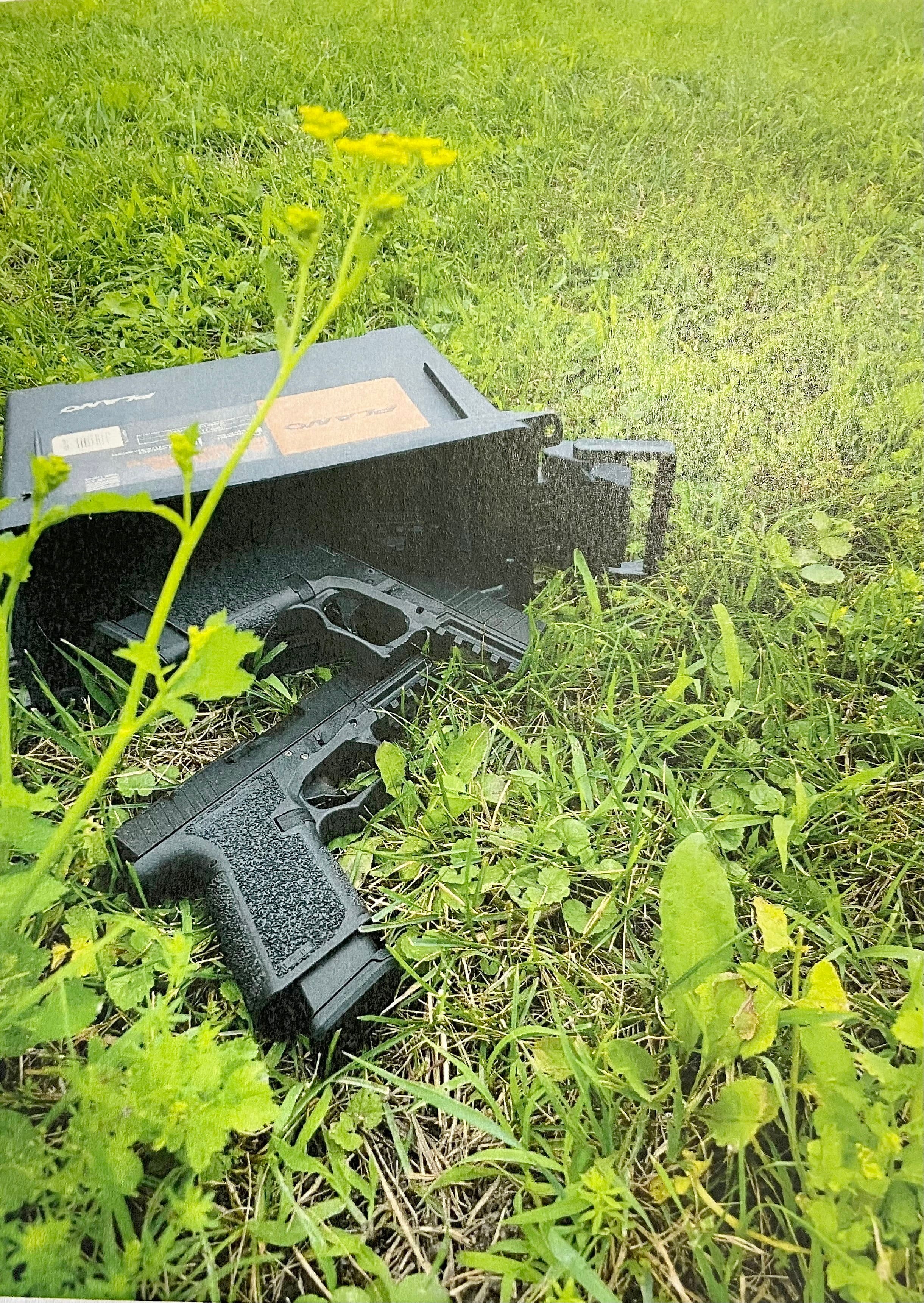 Fusillade mortelle à Toronto: la frontière est une passoire pour les armes illégales, selon Poilievre