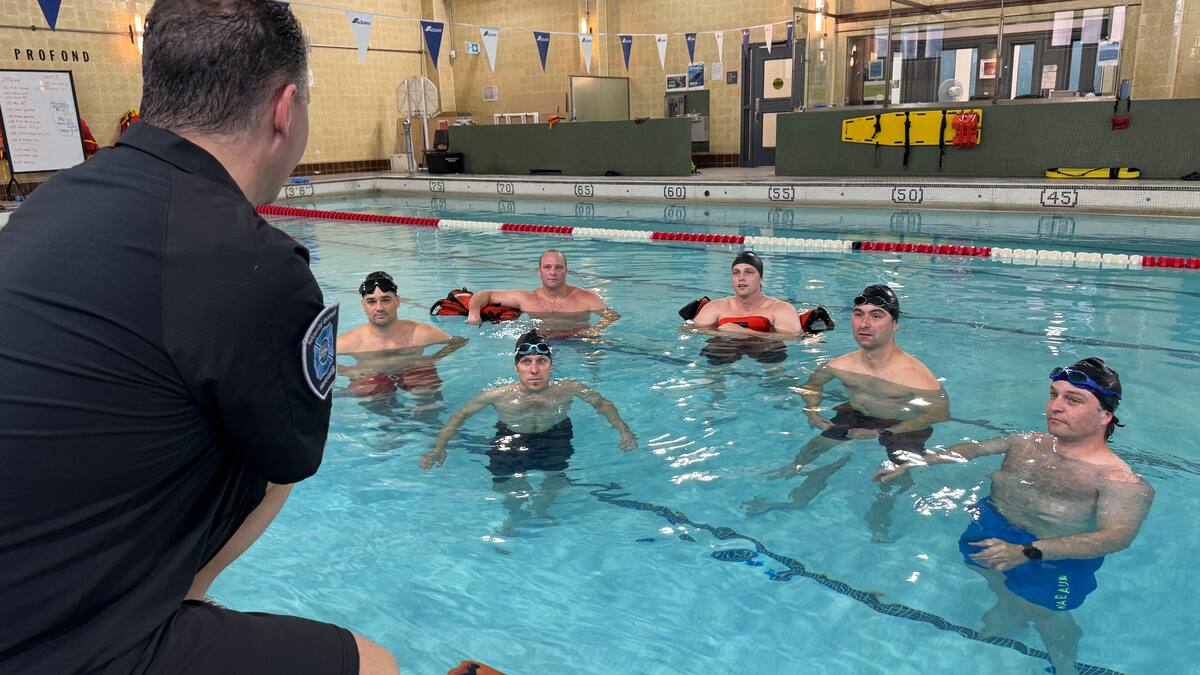 Découvrez les coulisses d’une nouvelle formation aquatique pour pompiers