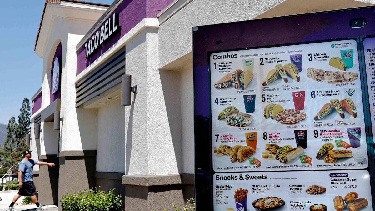 Parasite epidemic in the United States: Taco Bell offers products to win back its customers Parasite epidemic in the United States: Taco Bell offers products to win back its customers