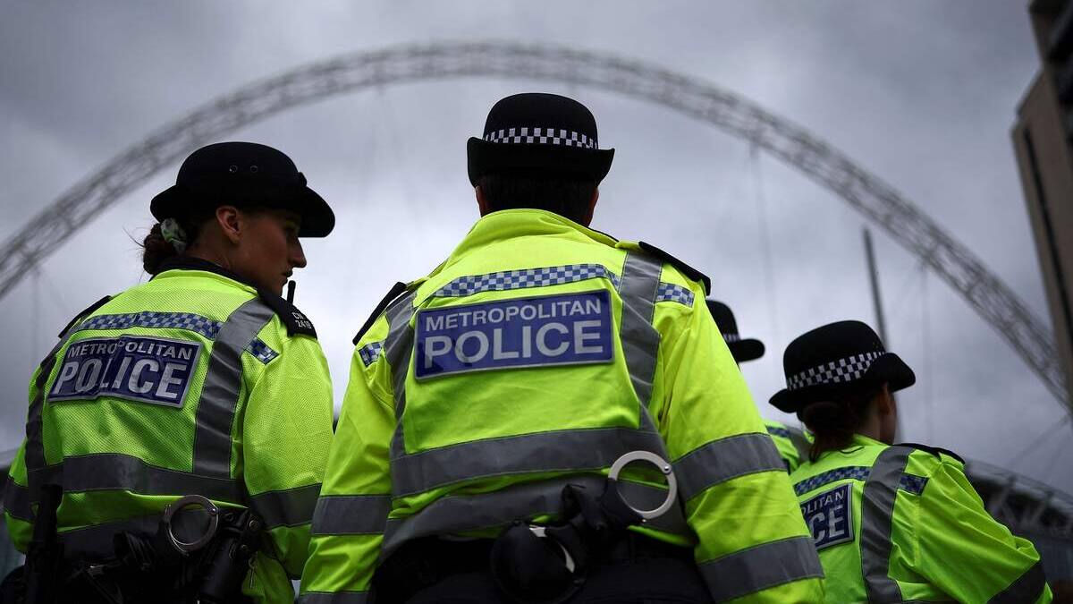 Deux jeunes de 18 et 19 ans inculpés pour préparation d'actes terroristes à Londres