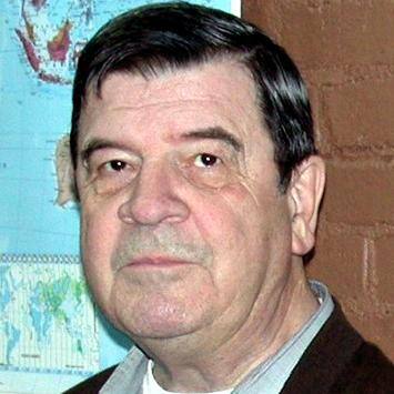 Rivest, Étienne c.s.sp | Le Journal de Montréal