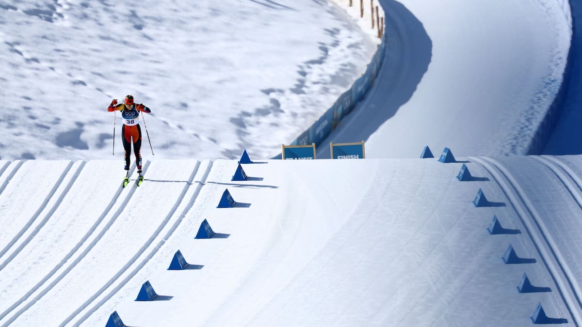 «C’est une honte! Nos athlètes méritent mieux»: la grande championne de ski de fond Beckie Scott découragée du sous-financement au Canada