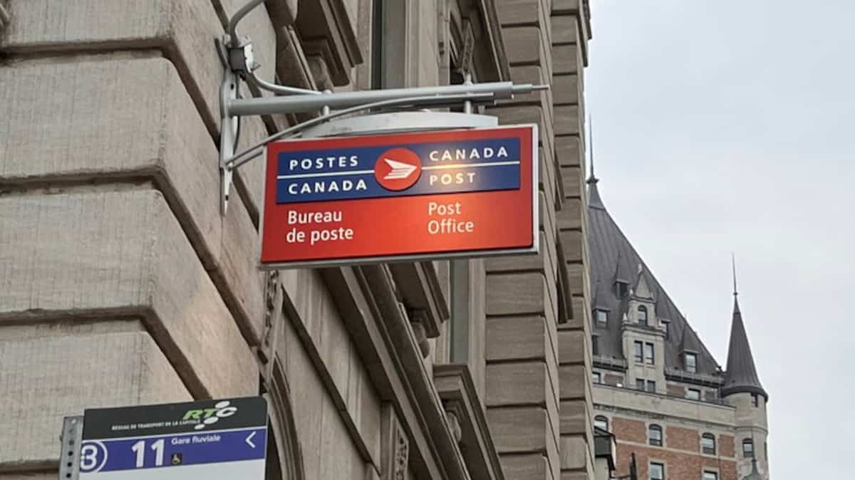 Canada Post will offer additional services in English in Quebec Canada Post will offer additional services in English in Quebec