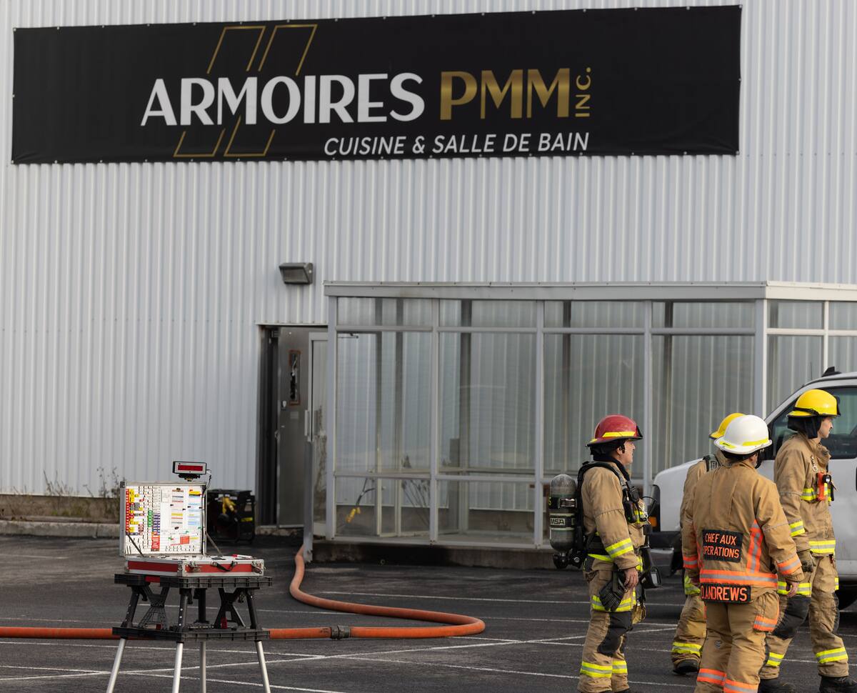 [EN IMAGES] Québec Armoires PMM victime d’un incendie criminel JDQ