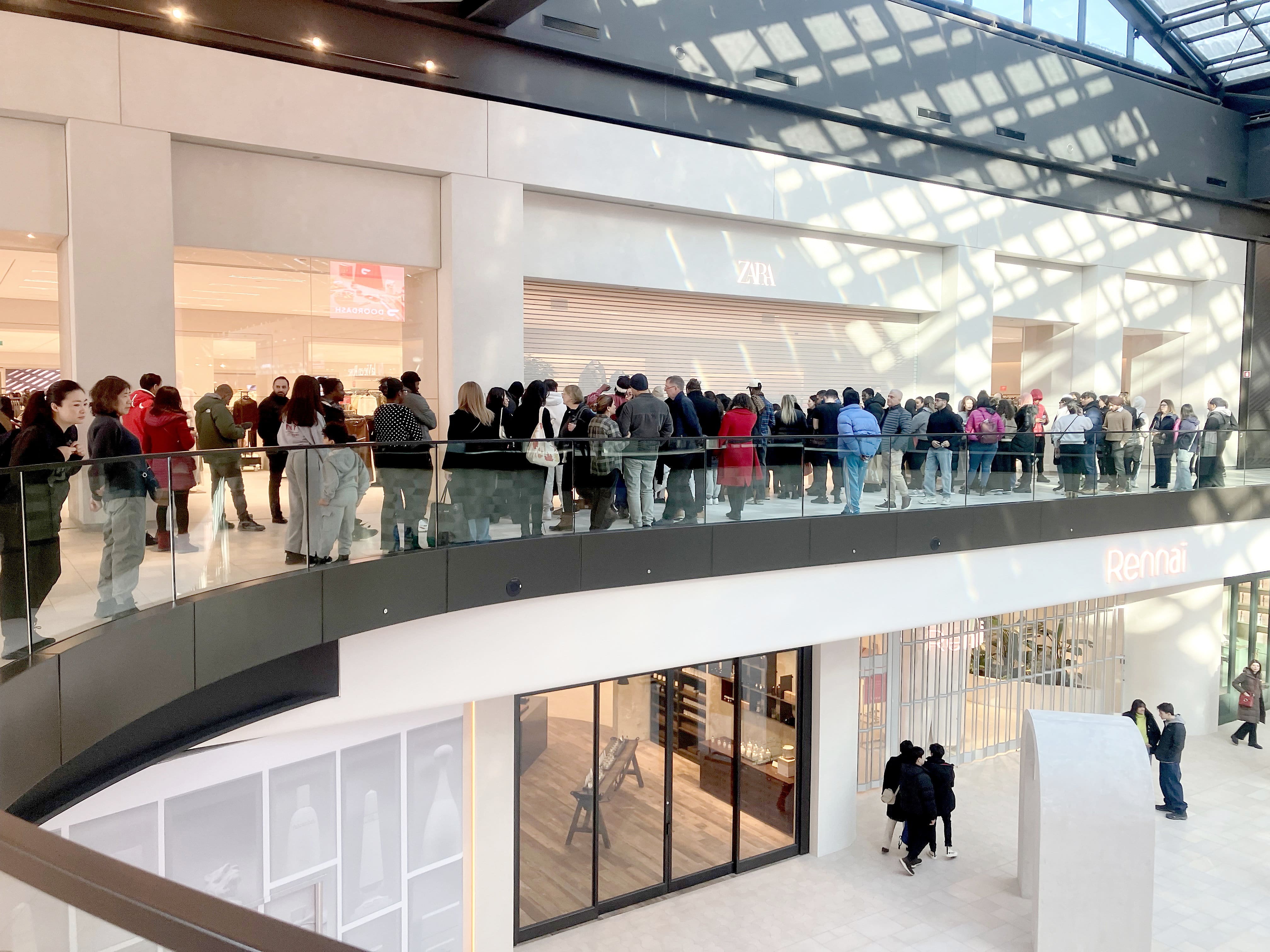 Besoins non ramass&eacute;s: le Royalmount n&rsquo;accepte plus les chiens