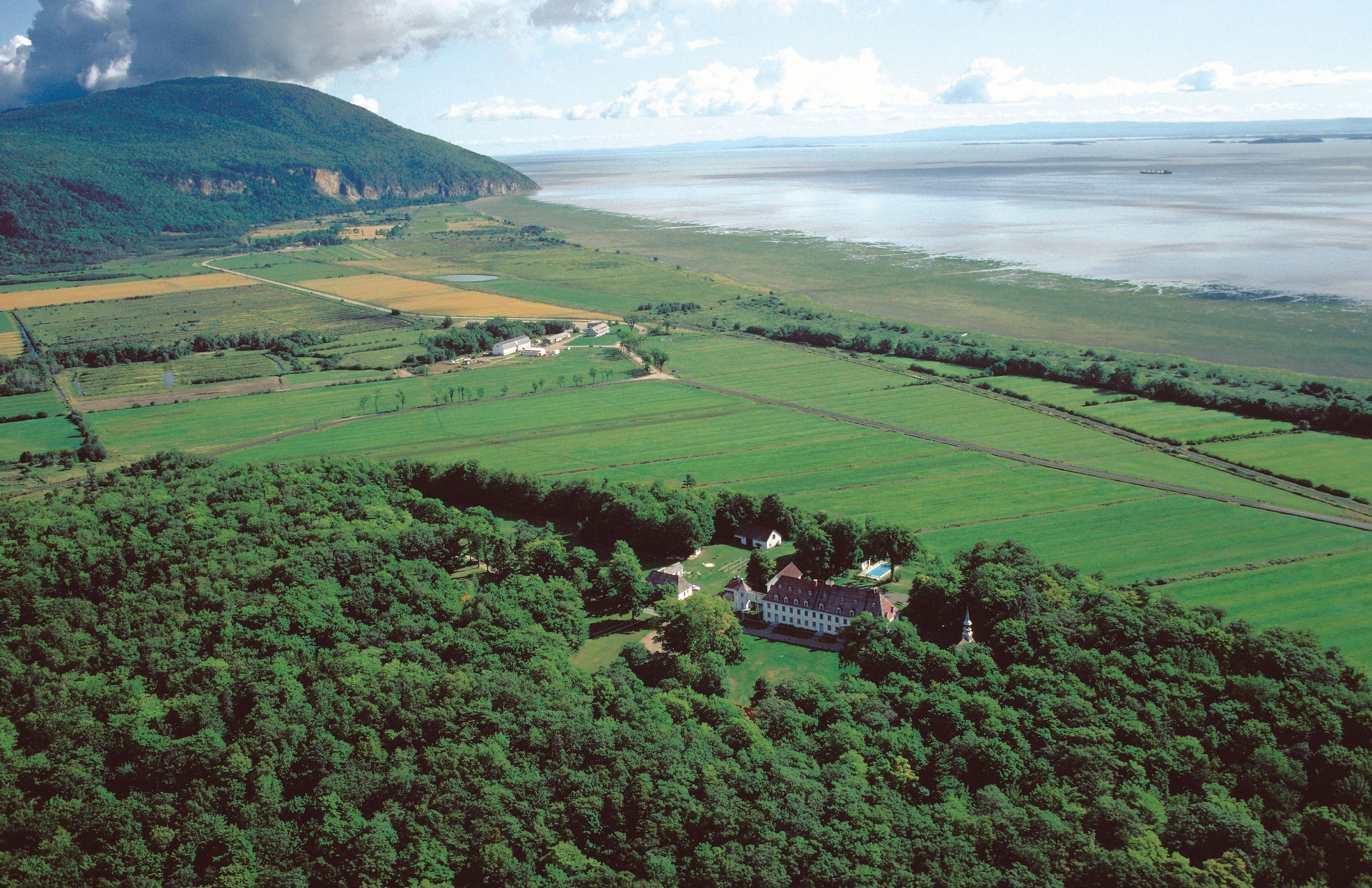 La Côte-de-Beaupré est LA destination de microévasion incontournable au ...