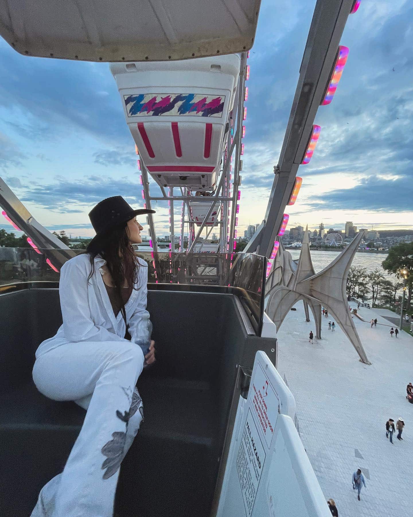 Voici quels manèges ressemblent aux vedettes d'ici