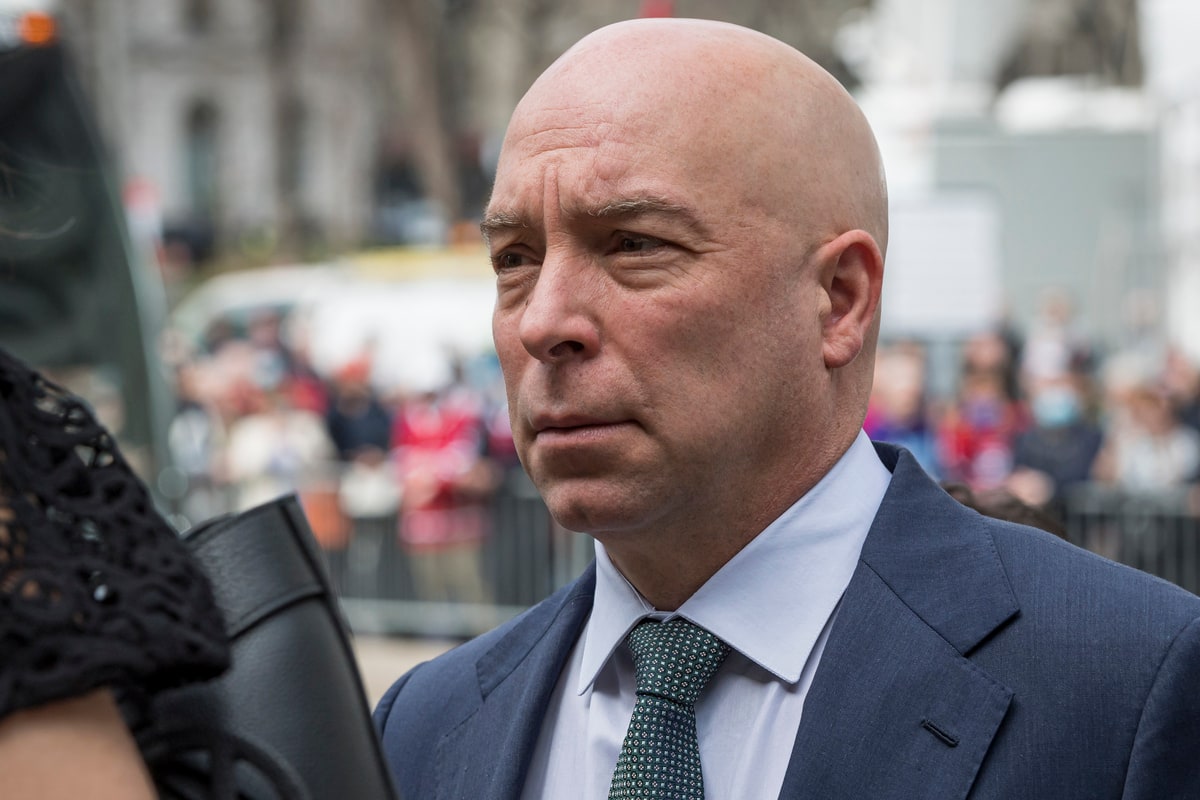 Un autre domino sur le point de tomber?