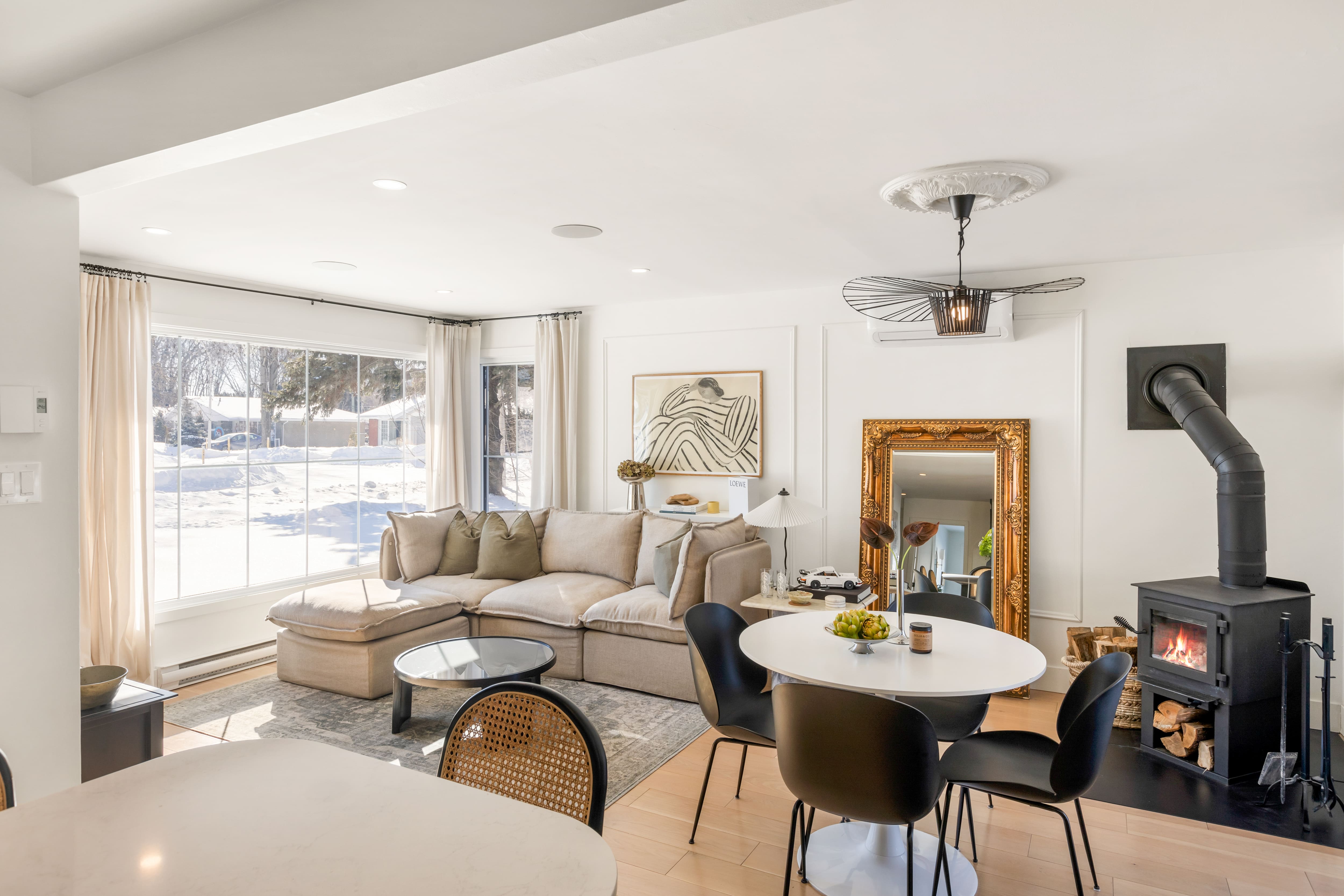 Une maison de 1976 rénovée est à vendre