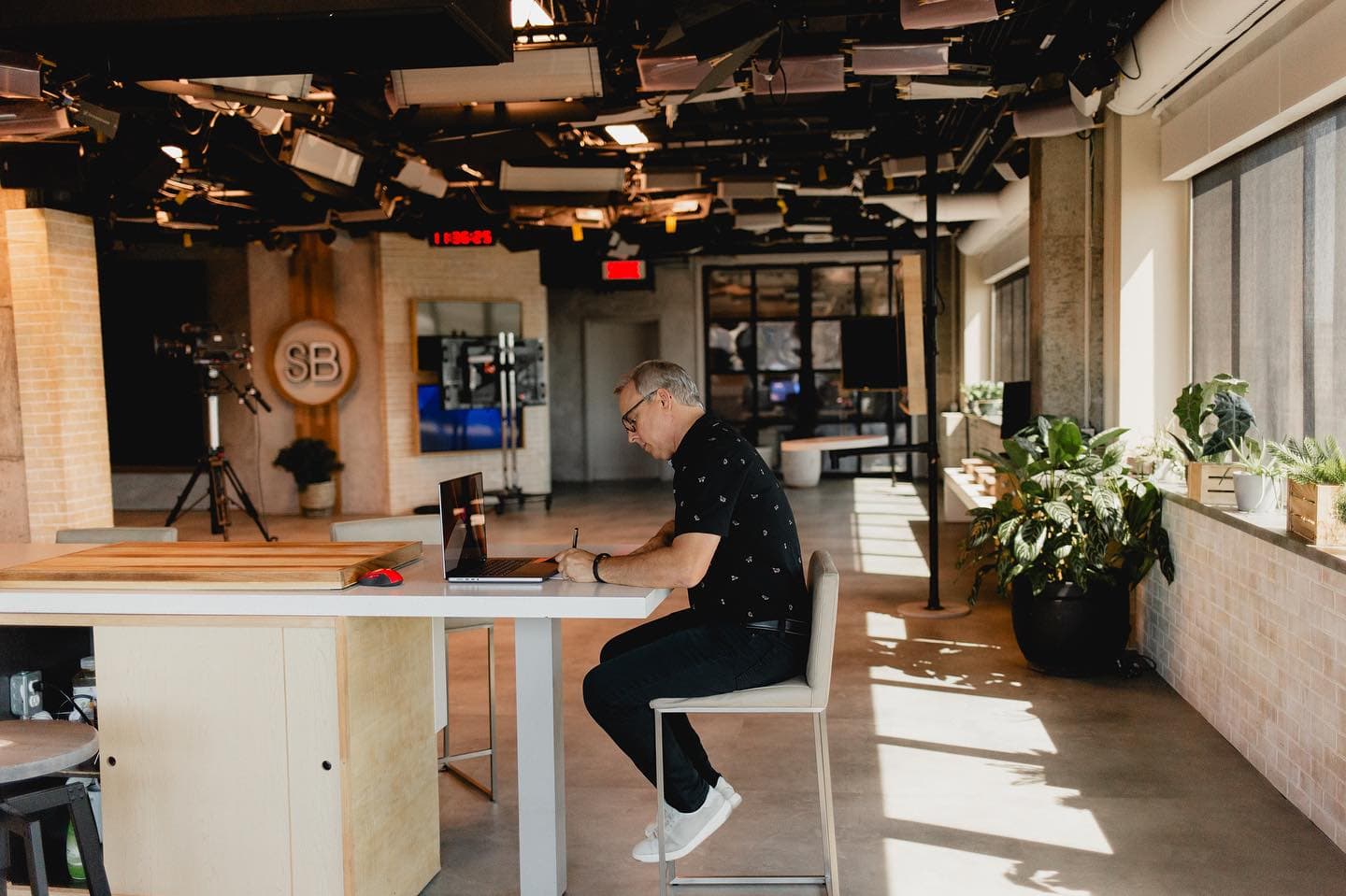 Voyez les photos de notre équipe sur Facebook